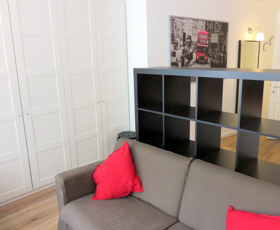 Brussels Louise Studio Apartment Room photo